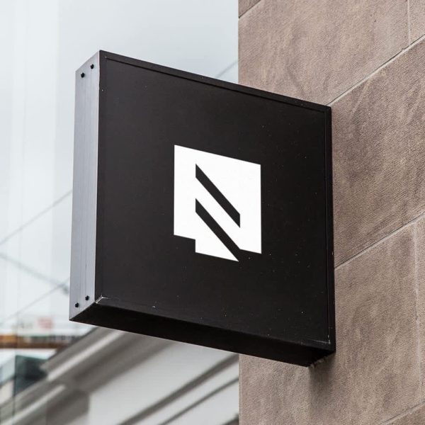 Using negative space for financial and investment company