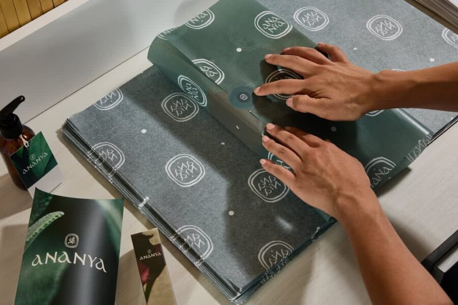 Green packaging, color branding elements