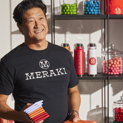 A small business owner using holiday marketing tips to prepare for the holiday season