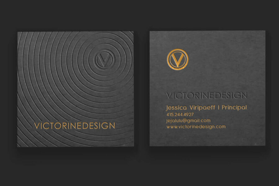Circular fine lines embossed as a pattern on a business card