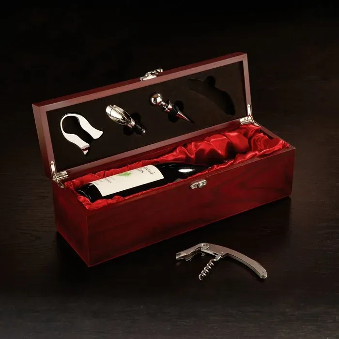 Promotional gift idea: rosewood wine set