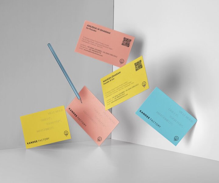 Tendances des cartes de visite 2026 : diff&eacute;rentes d&eacute;clinaisons de couleurs pastel